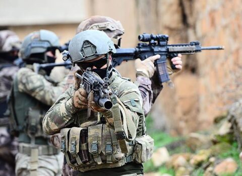 Türkiyənin 25 vilayətində “FETÖ” əməliyyatı – 73 nəfər saxlanıldı