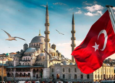 Türkiyə 42 milyon turist qəbul edəcək
