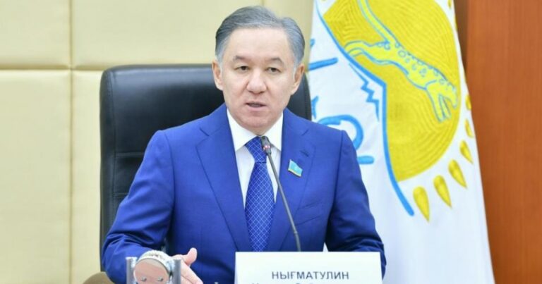 Qazaxıstan parlamentinin aşağı palatasının sədri İSTEFA VERDİ – YENİLƏNİB Qazaxıstan parlamentinin aşağı palatasının sədri İSTEFA VERDİ – YENİLƏNİB