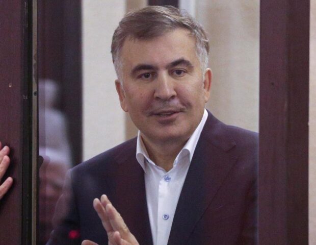 Saakaşvilinin bu görüntüsü ŞOK ETDİ: Görün nə günə düşüb – FOTO