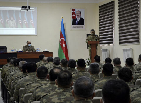 Zakir Həsənovdan hərbi və xidməti sirri yayan hərbçilərə XƏBƏRDARLIQ