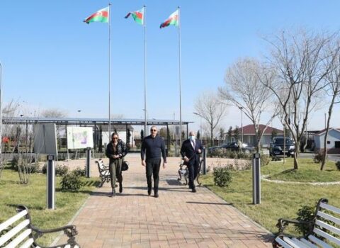 İlham Əliyev və Mehriban Əliyeva Prezidentin xüsusi nümayəndəliyinin qərargahında – FOTOLAR