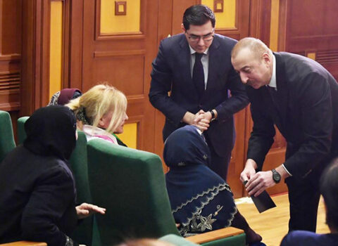 Prezidentlə görüşən şəhid anası VƏFAT ETDİ – FOTO