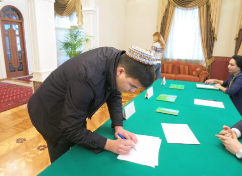 Türkmənistanda prezident seçkiləri baş tutub
