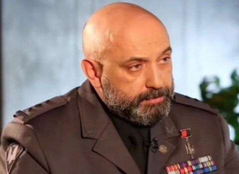 “Rus əsgəri əvvəllər də orada idi, sadəcə olaraq indi standart şevronlarını da taxdı” – Ukraynalı general