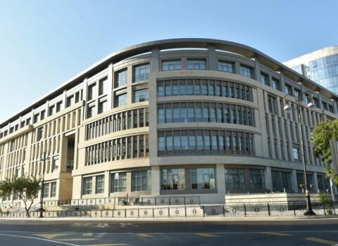 Bakıda daha iki məktəb koronavirusa görə BAĞLANDI