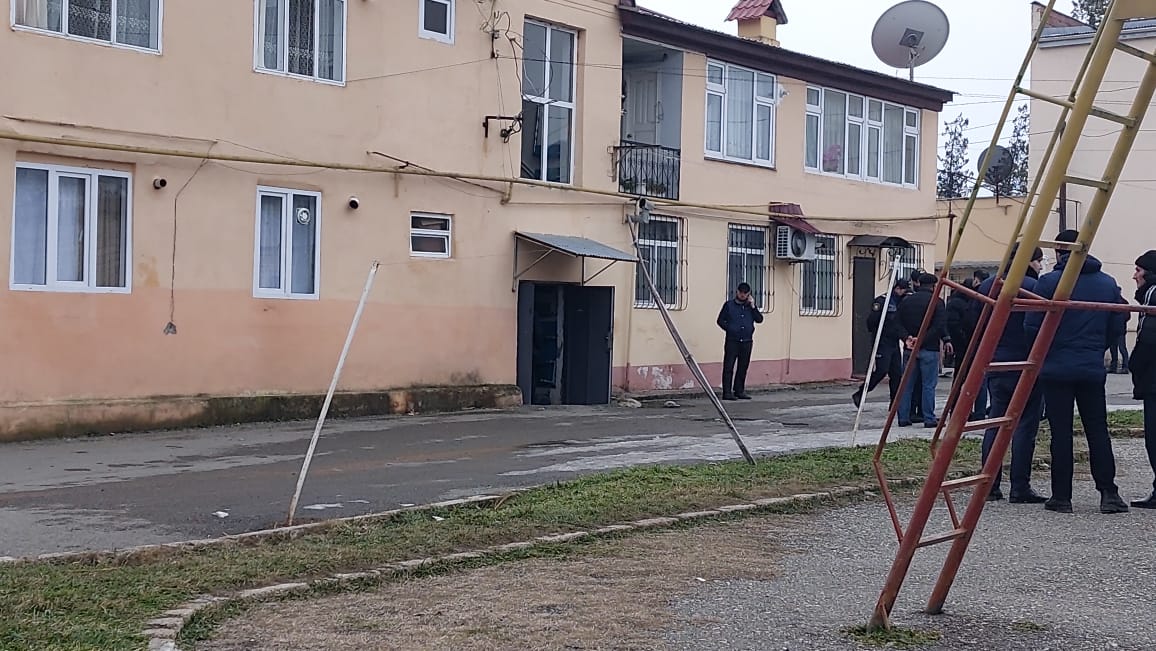 O faciədən geriyə qalan bu foto oldu