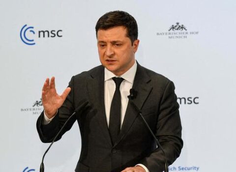 “Buna dözməyəcəyik, cavab olaraq düşmən şəhərlərini  bombalayacağıq” –  Zelenski – VİDEO