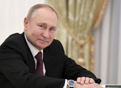 “Putinin beyin pozuntularına səbəb olan ciddi xəstəliyi var” – Daily Mail
