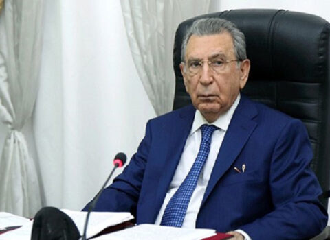 Ramiz Mehdiyev AMEA-da iclas keçirdi, sonra binanı TƏRK ETDİ