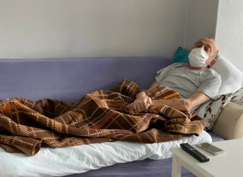 14 aydır koronavirusdan SAĞALMIR – FOTO