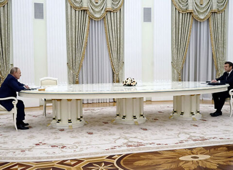 Putinlə Makronun masası İtaliya və İspaniya firmalarını üz-üzə qoydu