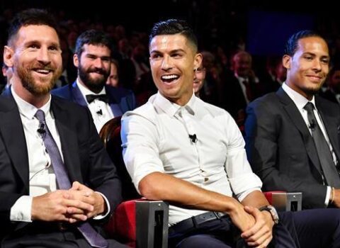 Messi qol sayında Ronaldoya çatdı