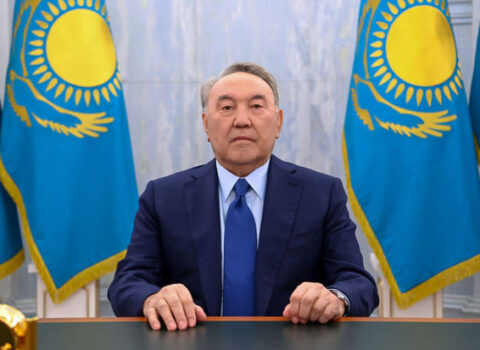 Tokayev Nazarbayevi daha bir imtiyazdan MƏHRUM ETDİ