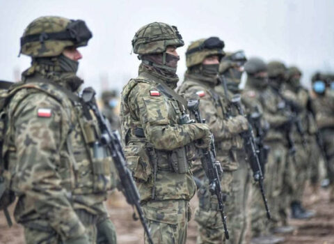 Polşa 15-65 yaş arası vətəndaşları orduya çağırır: Varşavada nə baş verir?