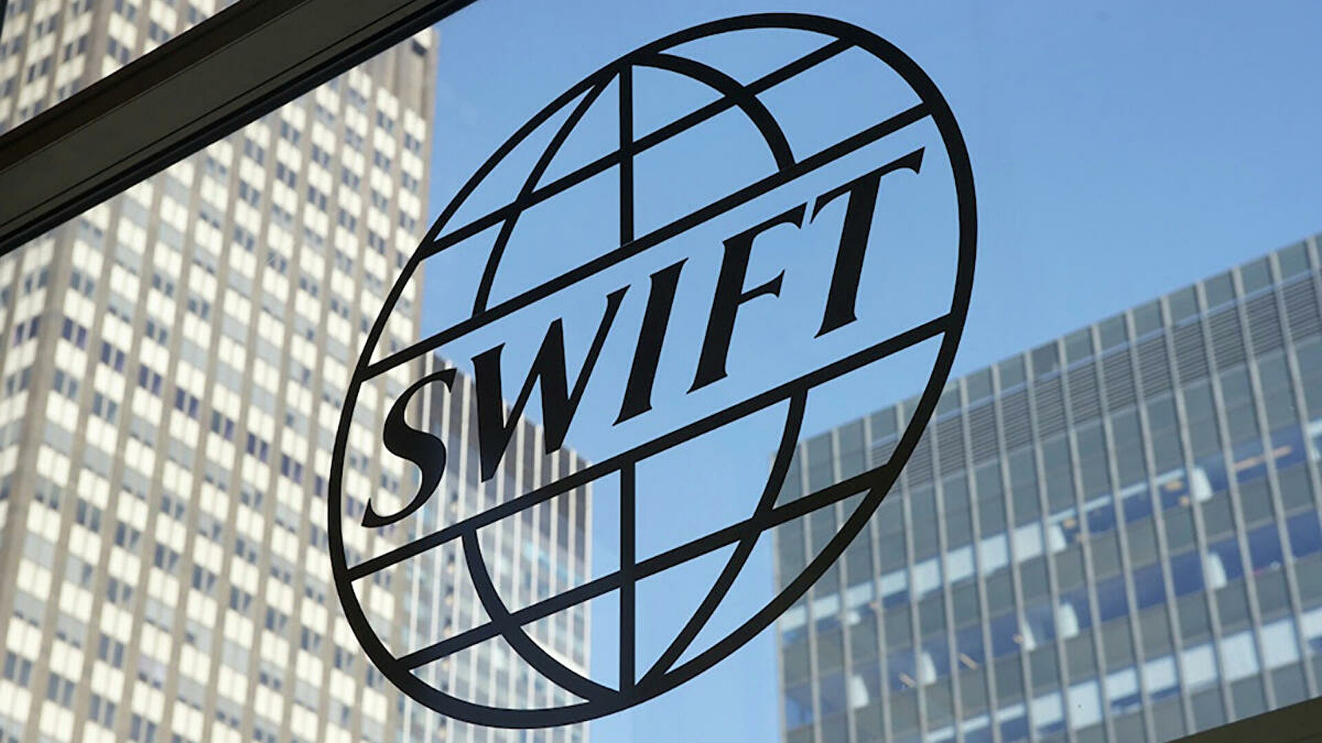 SWIFT-dən çıxarılacaq Rusiya banklarının siyahısı hazırlanır - Ağ Ev