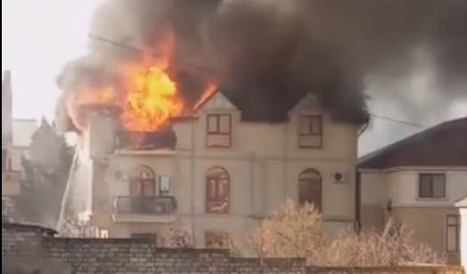 Bakıda dəbdəbəli villa yandı - ANBAAN VİDEO