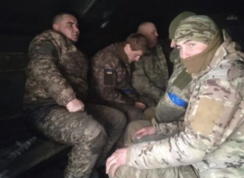 Rusiya ordusunun 2 bölüyü məhv edildi, əsgərlərlə dolu avtobus… – FOTO