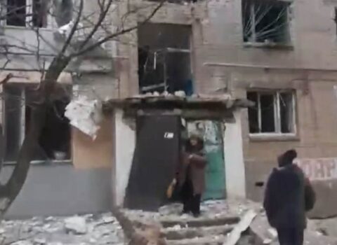 Rusiya Ukraynada azərbaycanlıların sıx yaşadığı məhəlləni “Qrad” atəşinə TUTDU
