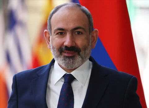 Paşinyan iranlıları Novruz bayramı münasibətilə təbrik etdi