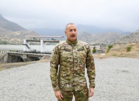 Prezident Suqovuşandan Azərbaycan xalqını TƏBRİK ETDİ