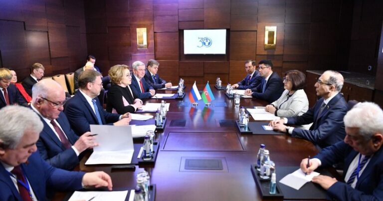 Sahibə Qafarova Matviyenko ilə GÖRÜŞDÜ Sahibə Qafarova Matviyenko ilə GÖRÜŞDÜ