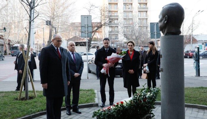 ATƏT sədrinin Cənubi Qafqaza səfəri başladı ATƏT sədrinin Cənubi Qafqaza səfəri başladı