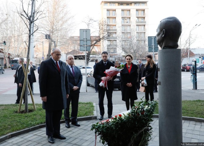 ATƏT sədrinin Cənubi Qafqaza səfəri başladı