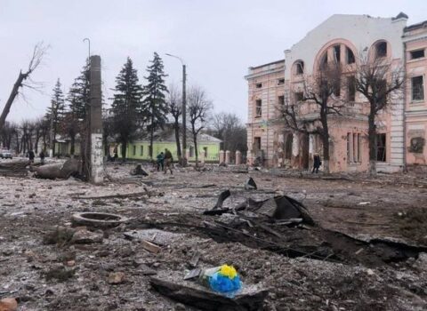Rusiya ordusu Axtırkada yaşayış məntəqələrini VURDU: Mülki şəxslər HƏLAK OLDULAR