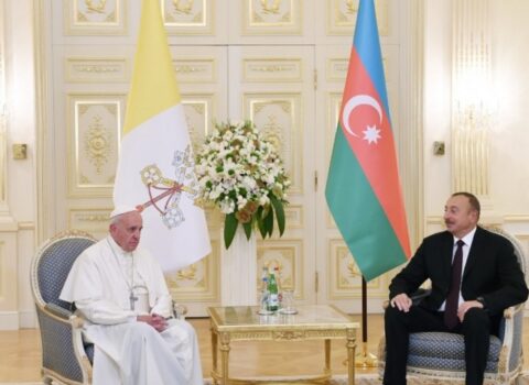 Azərbaycan Prezidenti Roma Papasını təbrik etdi