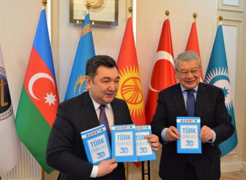Türk inteqrasiyasının 30 illiyinə həsr olunmuş konfrans keçirildi və kitab təqdimatı baş tutdu – FOTOLAR
