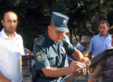 Yol polisi əməkdaşlarının icazəsi olmadan bunu etmək olmaz – YENİ QADAĞA