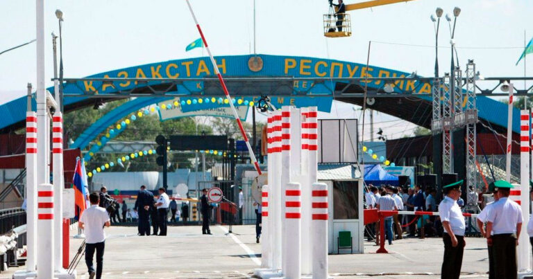 Rusiya Qazaxıstana qoyulan məhdudiyyətləri aradan qaldırdı Rusiya Qazaxıstana qoyulan məhdudiyyətləri aradan qaldırdı