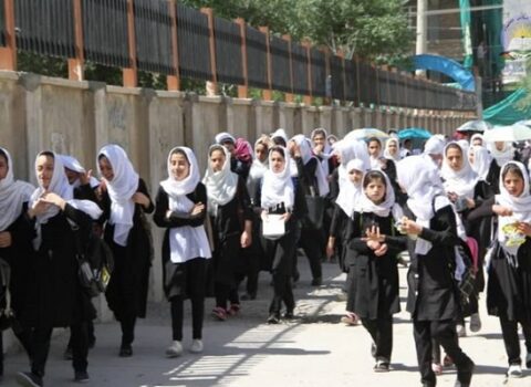 Taliban bu qadağaya etiraz edənləri həbs etdi