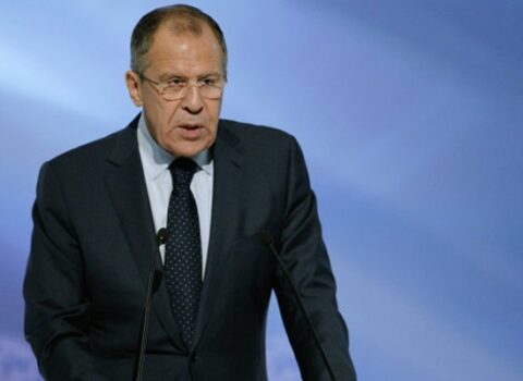 Lavrov: “Ukraynanı silahlandıranlar məsuliyyət daşıyır”