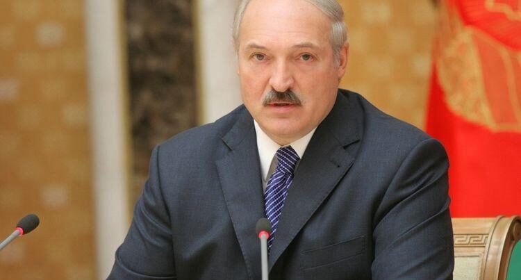 Lukaşenko xəstəliyindən danışdı: “Ölən deyiləm”