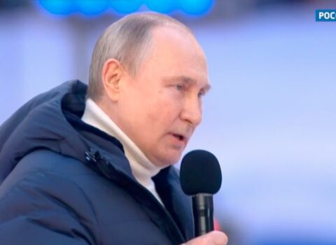 Putinə qarşı TƏXRİBAT: Çıxışı YARIMÇIQ KƏSİLDİ – VİDEOLAR + ÖZƏL