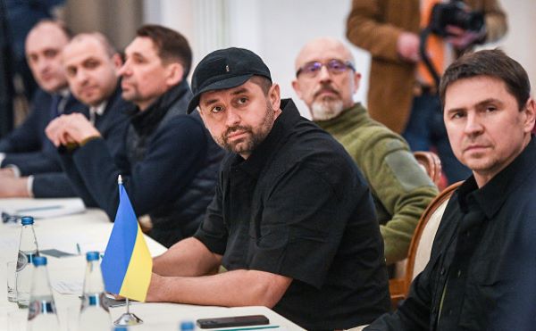 “Ukrayna mövqeyini dəyişir və öz təkliflərindən imtina edir” – Lavrovdan İTTİHAM “Ukrayna mövqeyini dəyişir və öz təkliflərindən imtina edir” – Lavrovdan İTTİHAM
