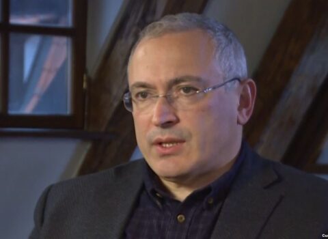 Mixail Xodorkovskidən rus əsgərinə müraciət: “Putin Rusiya üçün döyüşmür”