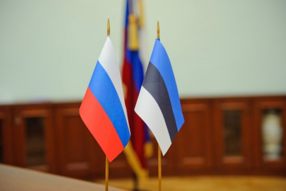 Estoniya hakimiyyəti 14 rus diplomatını ölkədən QOVDU