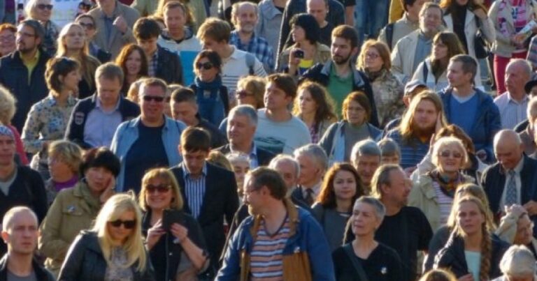 Ukrayna əhalisinin neçə faizi qələbəyə inanır? – SORĞU Ukrayna əhalisinin neçə faizi qələbəyə inanır? – SORĞU