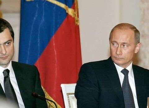 Putinin keçmiş köməkçisi EV DUSTAĞI edildi – FOTO