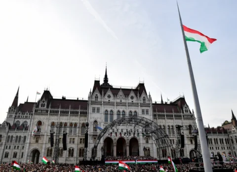 Macarıstan Rusiyanın şərtləri ilə razılaşdı