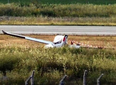 Təlim təyyarələri toqquşdu, 3 pilot ÖLDÜ