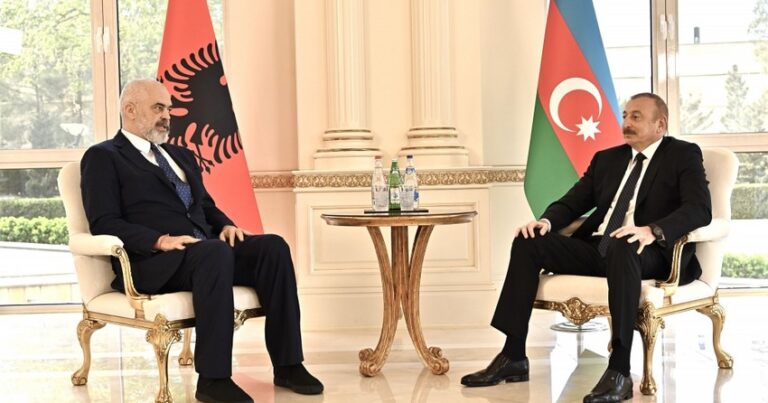İlham Əliyev: “Bu gün Cənub Qaz Dəhlizinin əhəmiyyəti daha qabarıq görünür” İlham Əliyev: “Bu gün Cənub Qaz Dəhlizinin əhəmiyyəti daha qabarıq görünür”