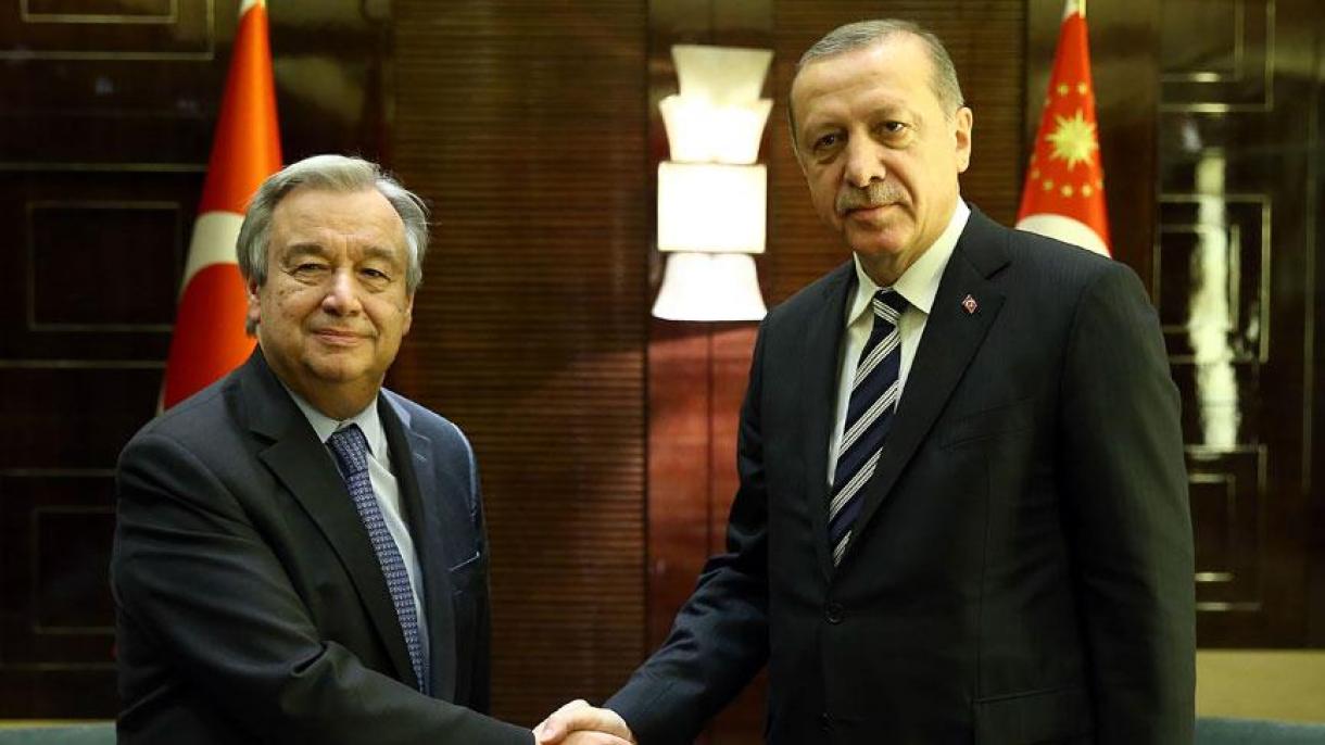 Quterreş Moskva və Kiyevə səfəri barədə Ərdoğanı məlumatlandırıb