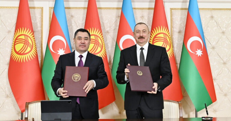 Qırğızıstan Azərbaycanın təşəbbüslərini yüksək dəyərləndirir Qırğızıstan Azərbaycanın təşəbbüslərini yüksək dəyərləndirir