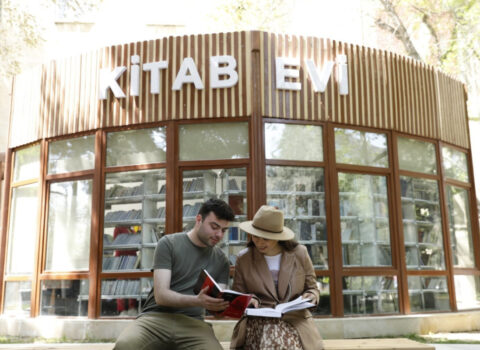 BDU-da Kitab Evi və Dil Mərkəzi AÇILDI