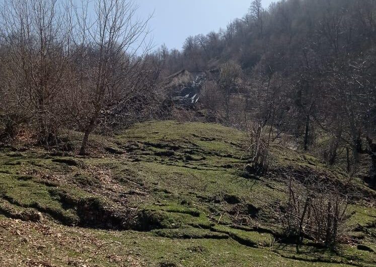 Qubada torpaq sürüşməsi BAŞ VERDİ - FOTO/VİDEO