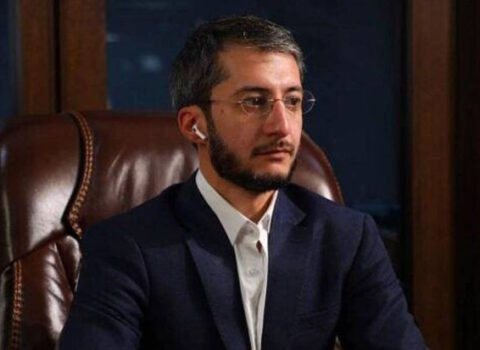 Tanınmış bloger “patı” ilə yaxalandı – ANBAAN VİDEO